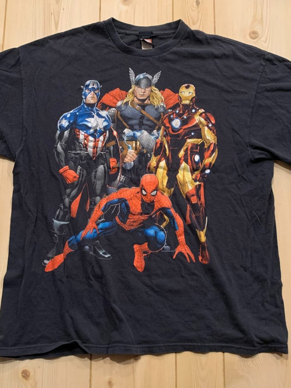 Marvel Avengers Mad Engine 2011 Superhero Comic Spider-Man Iron Man T-Shirt XL